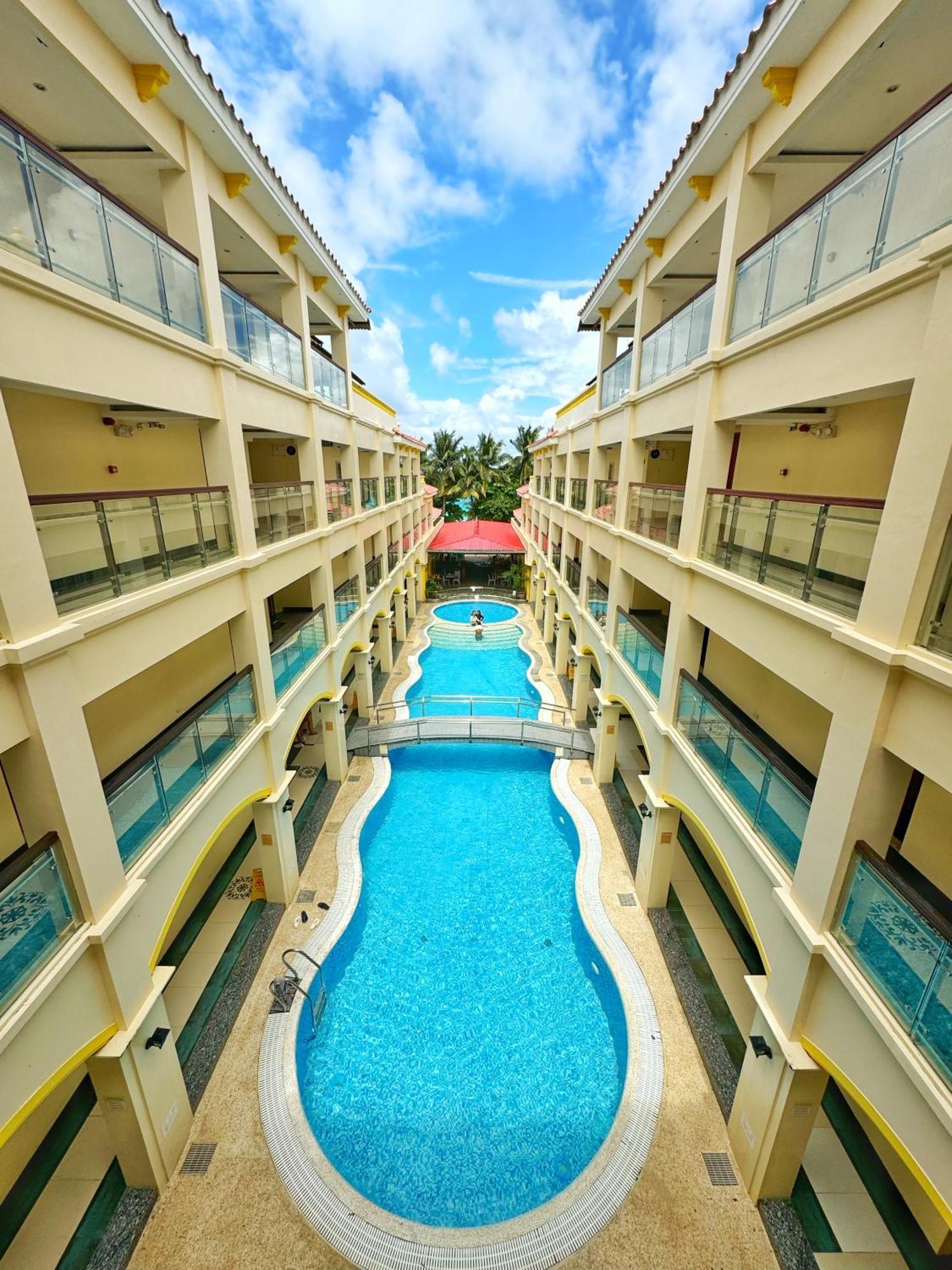 Golden Phoenix Hotel Boracay Manoc-Manoc Exterior photo